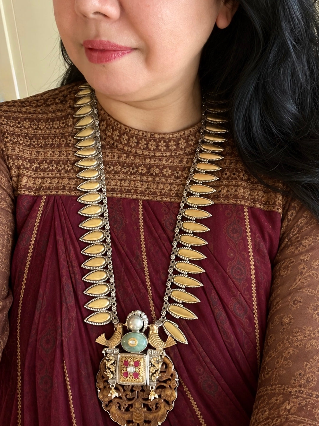 Carved Brown Gemstone 925 Silver Tribal Pendant Necklace Set