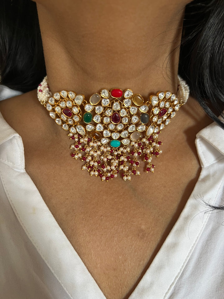 Scintillating Navratna Kundan Choker with Earrings