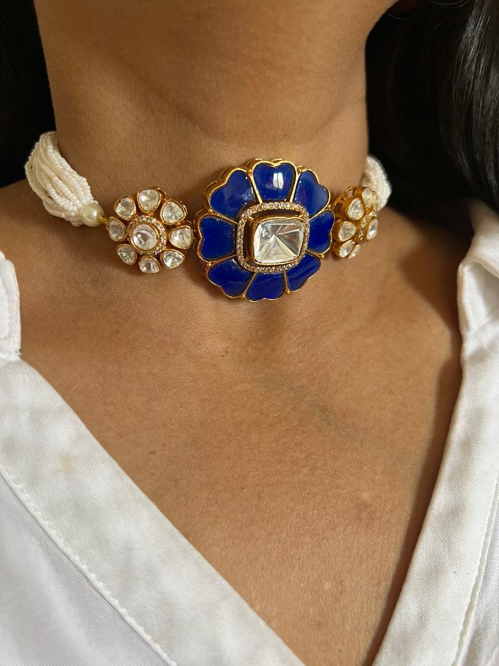 Kundan Choker with Studs