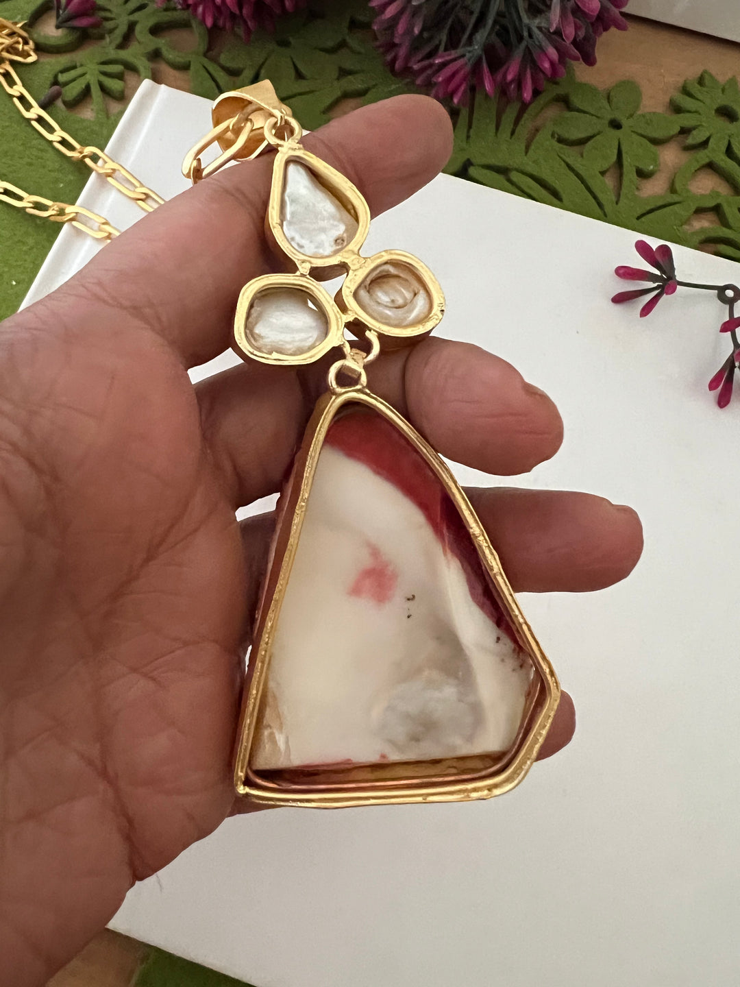 Natural Coral and Baroque Pendant Necklace