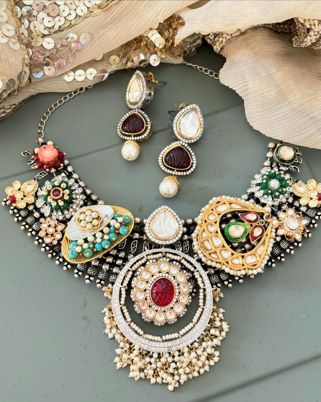 SHIVKA One of a Kind Designer Dual Tone Necklace with Kundan Earrings