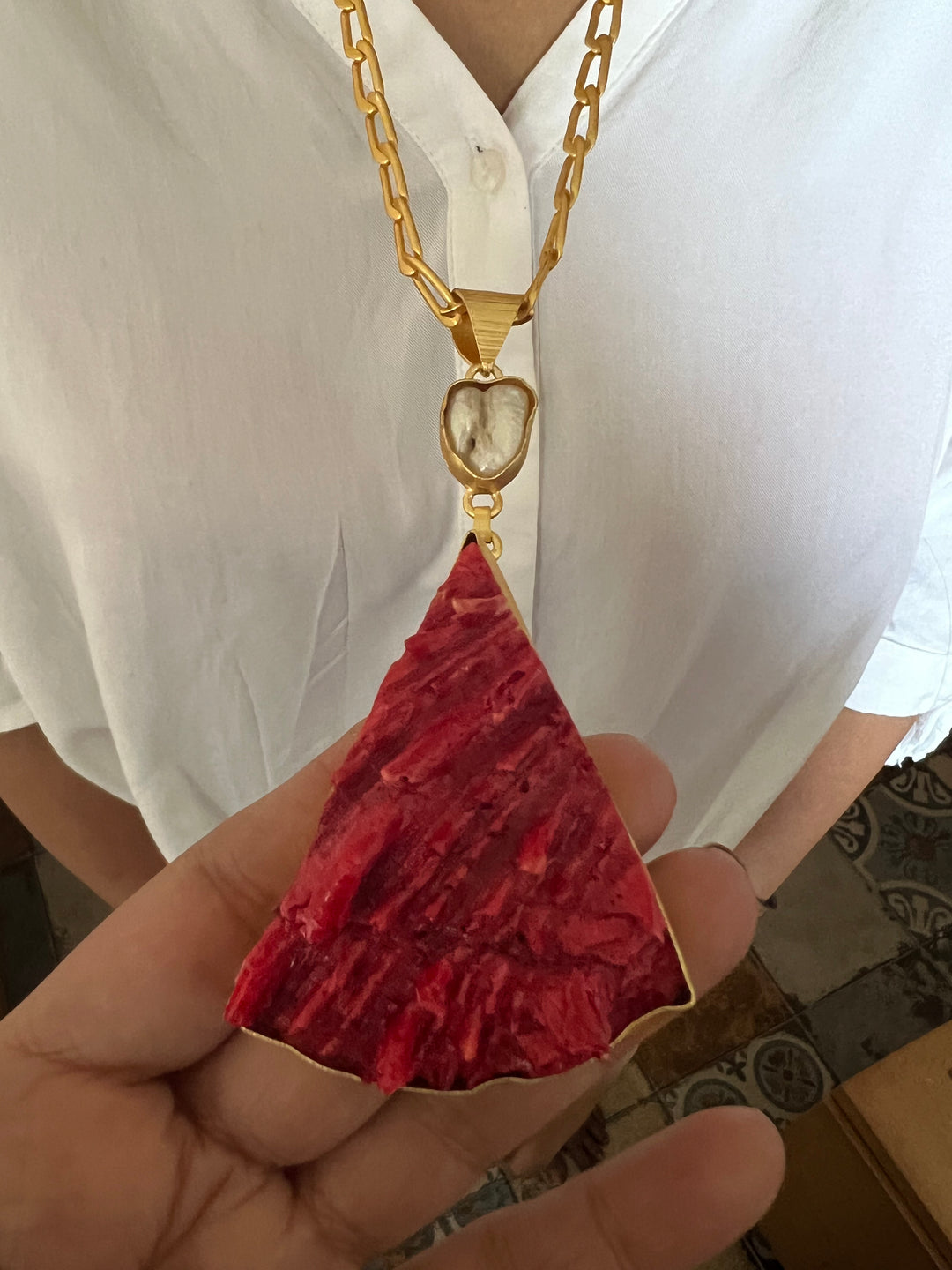 Natural Coral and Baroque Pendant Necklace