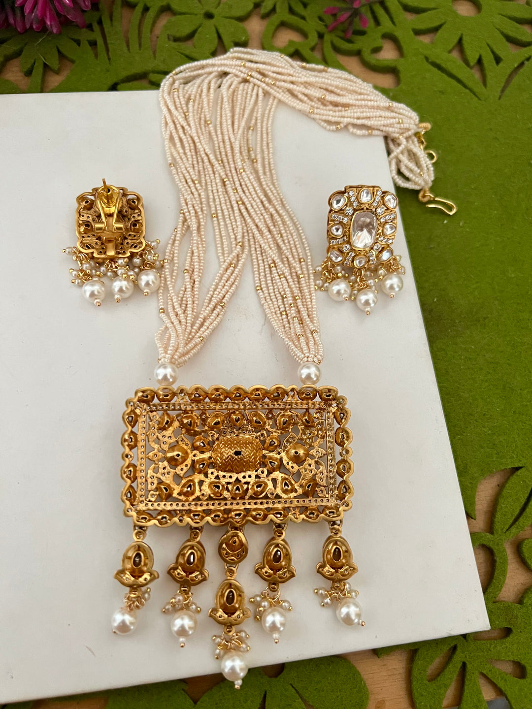 SHIVKA Beautiful Kundan Pendant Necklace with Earrings