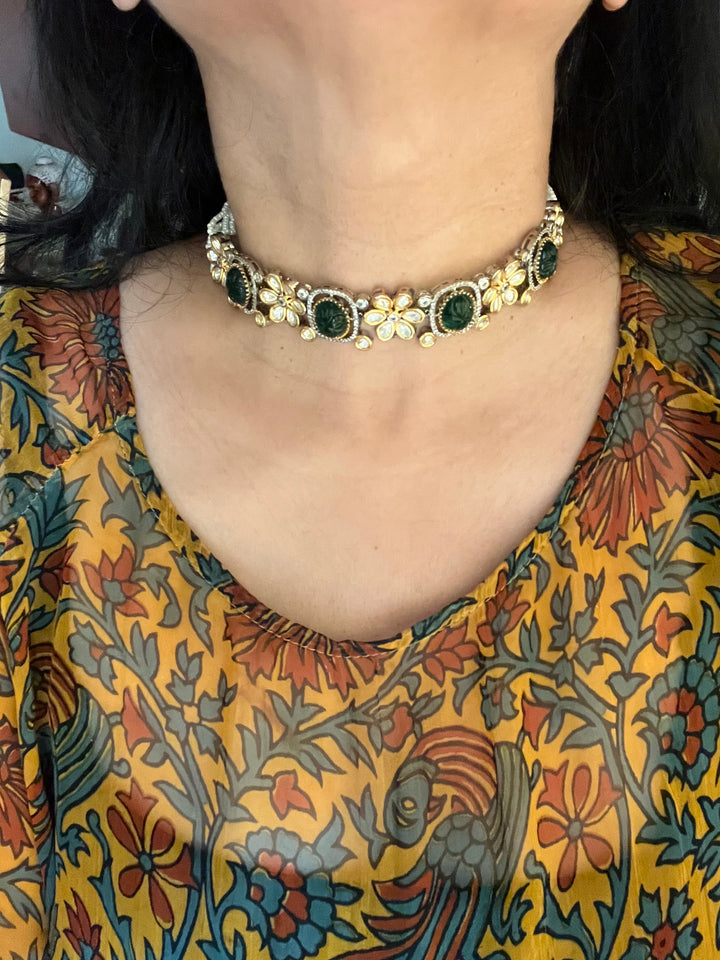 Carved Stone Kundan Choker with Studs