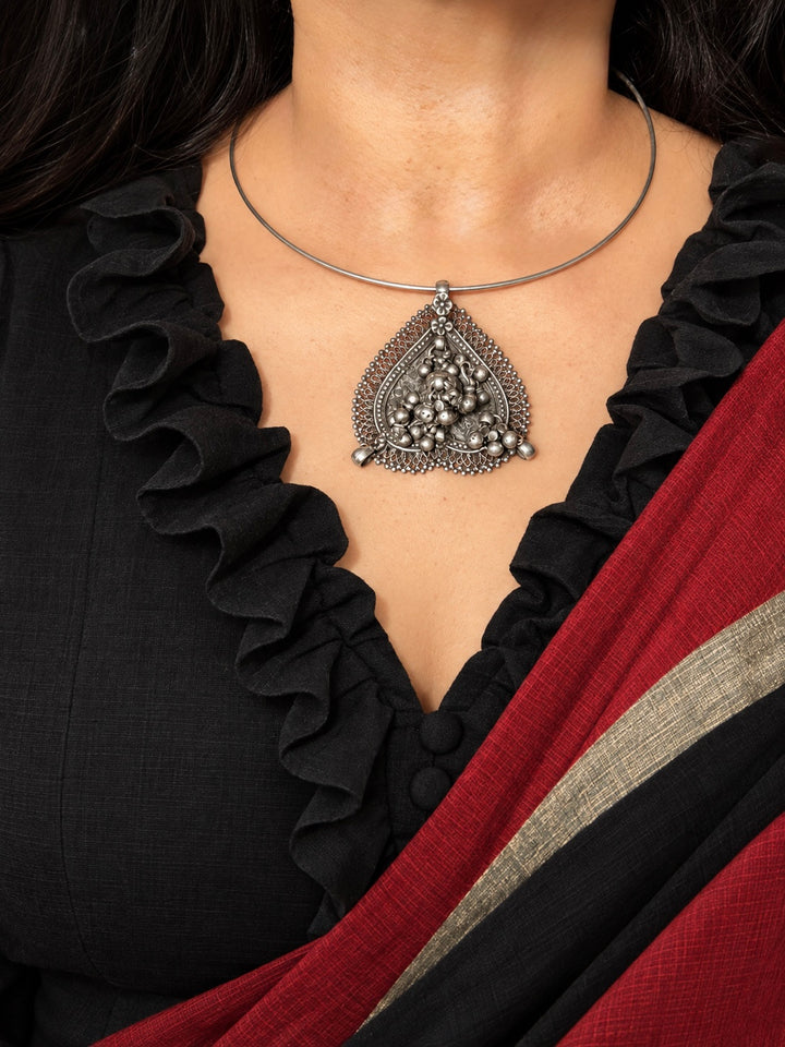 925 Silver Antique Tribal Spade Hasli Necklace with Detachable Pendant