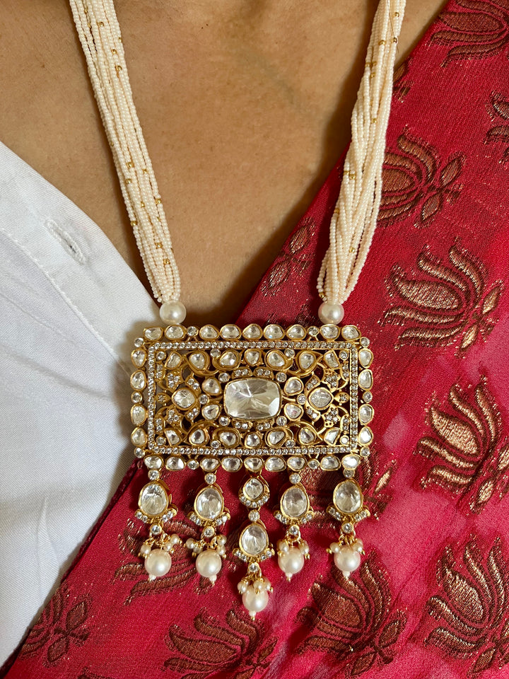 SHIVKA Beautiful Kundan Pendant Necklace with Earrings