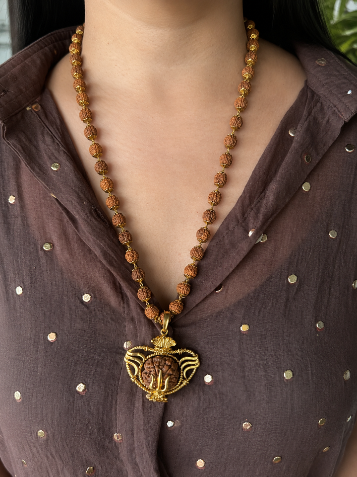 Handmade Panch Mukhi Rudraksha Pendant Necklace | Nepal Rudraksha with Certificate, 925 Silver Gold Polish