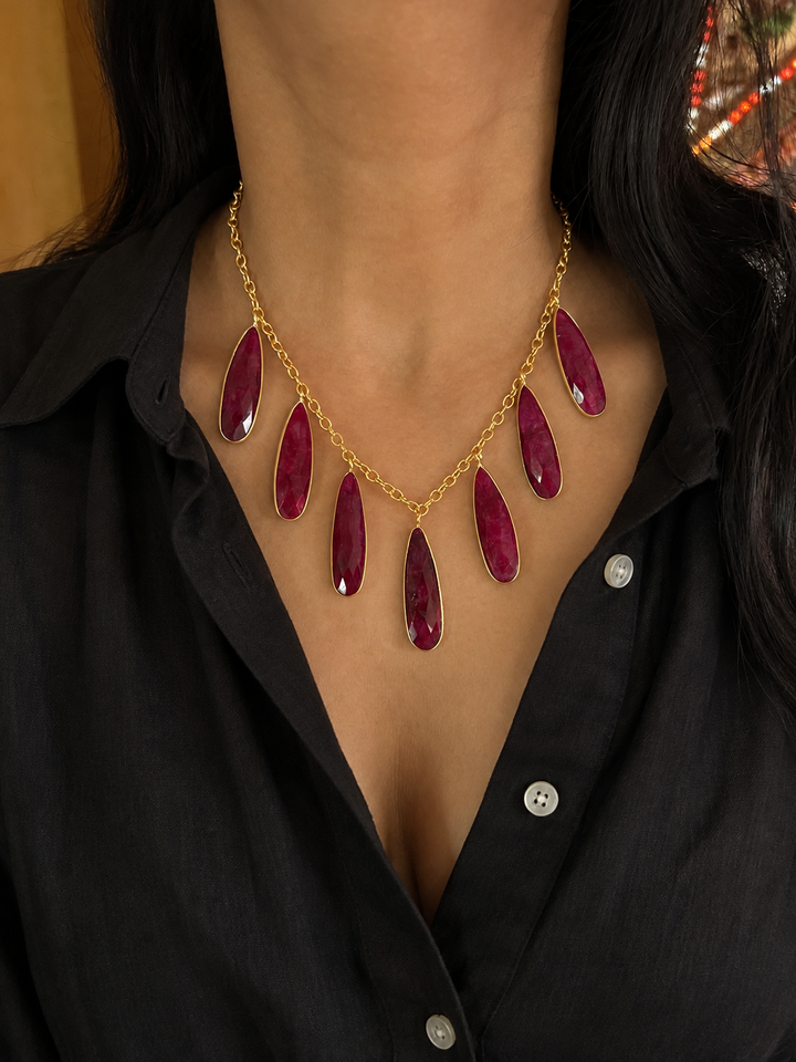 Ruby Quartz Teardrop Necklace & Gold Drop Earrings Set