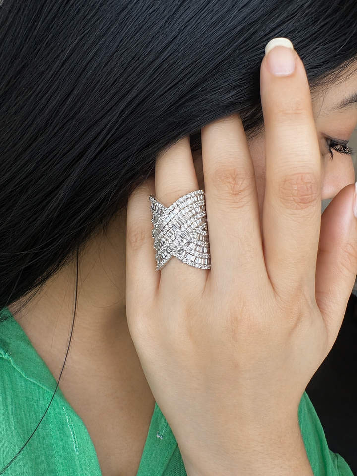 Victorian Faux Diamond Ring - A Touch of Timeless Beauty