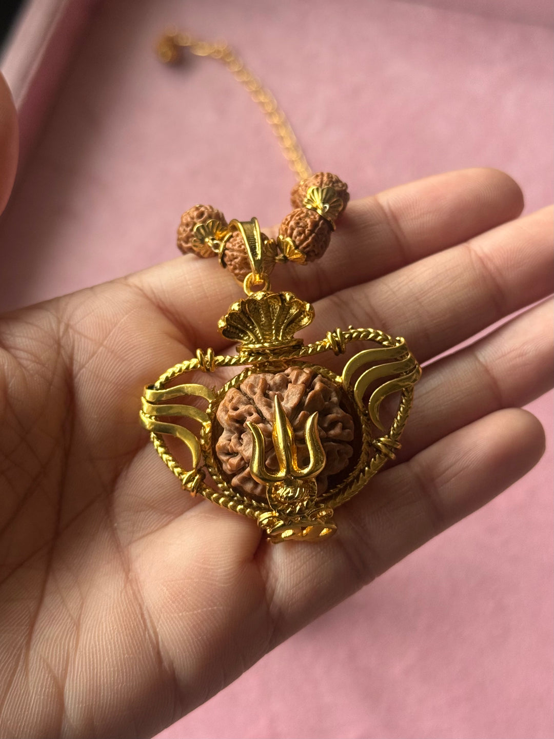 Handmade Panch Mukhi Rudraksha Pendant Necklace | Nepal Rudraksha with Certificate, 925 Silver Gold Polish