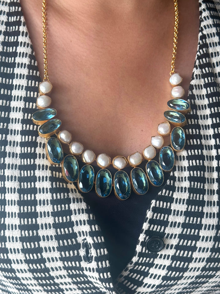 Statement Crystal and Pearls Necklace