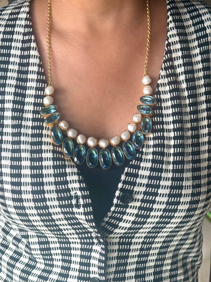 Statement Crystal and Pearls Necklace