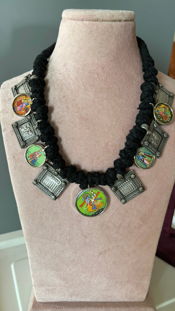 Exquisite Hand Painted Necklace - Premium Quality Craftsmanship