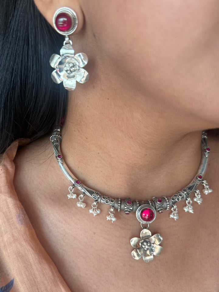 Handmade 925 Silver Flower Hasli Necklace Set | SHIVKA