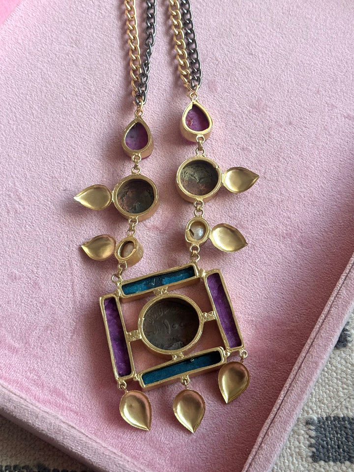 Vintage Stones Necklace