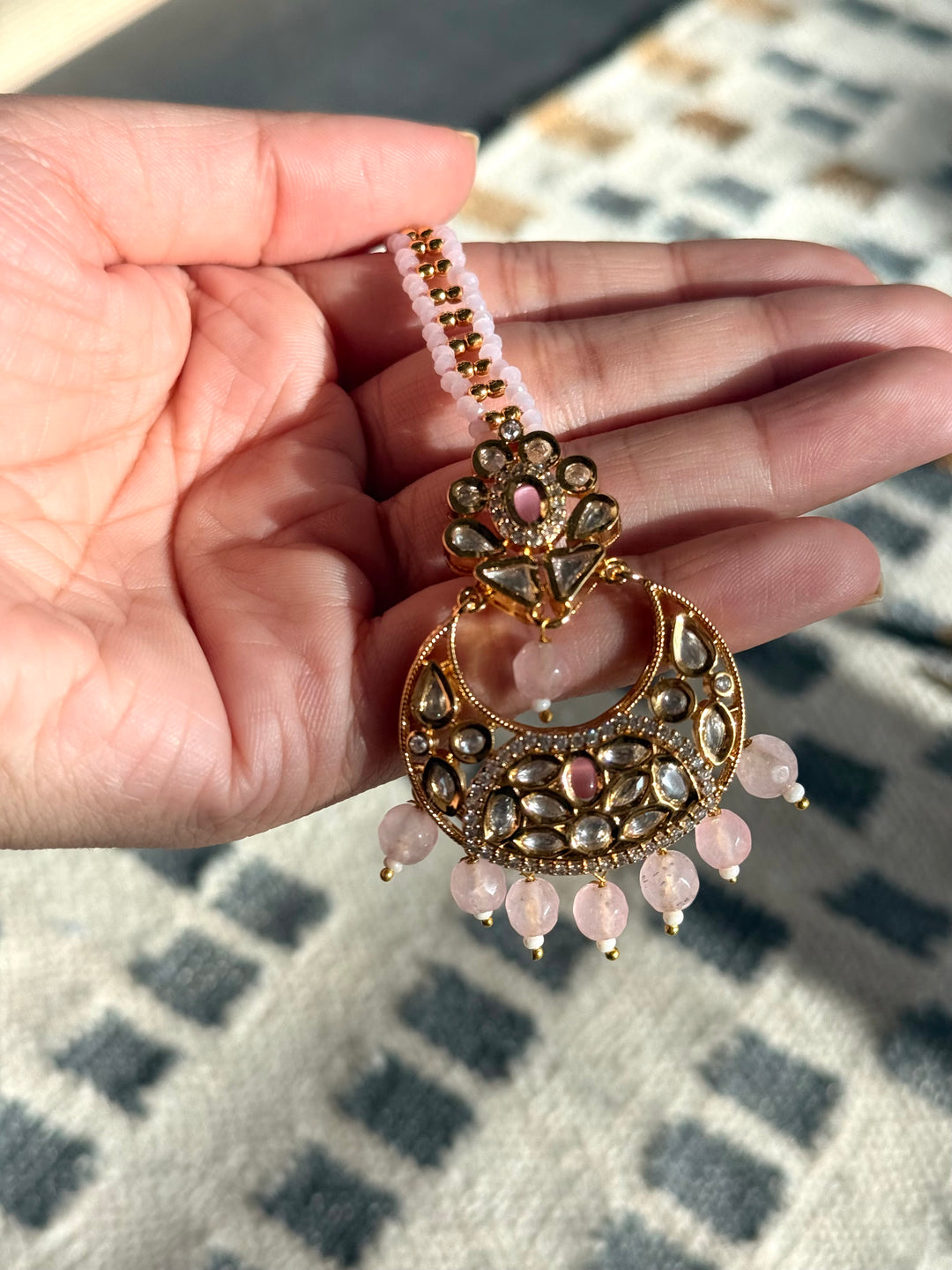 Gorgeous Pink Beads Kundan Maangtikka