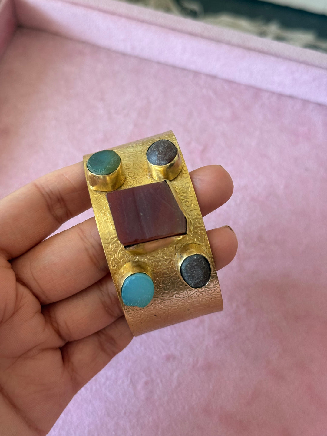 Exquisite Stone Studded Brass Open Cuff - Unparalleled Quality and Style