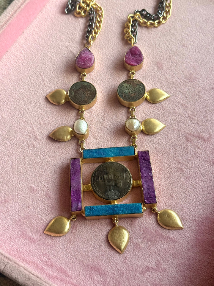 Vintage Stones Necklace