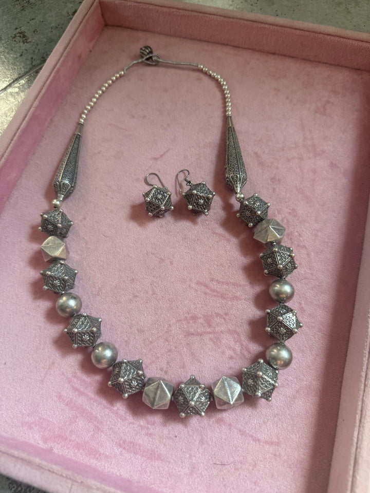Handmade 925 Antique Sahiba Necklace Set | SHIVKA
