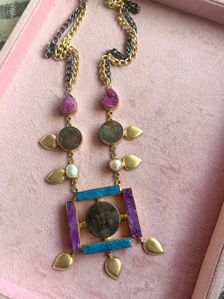Vintage Stones Necklace