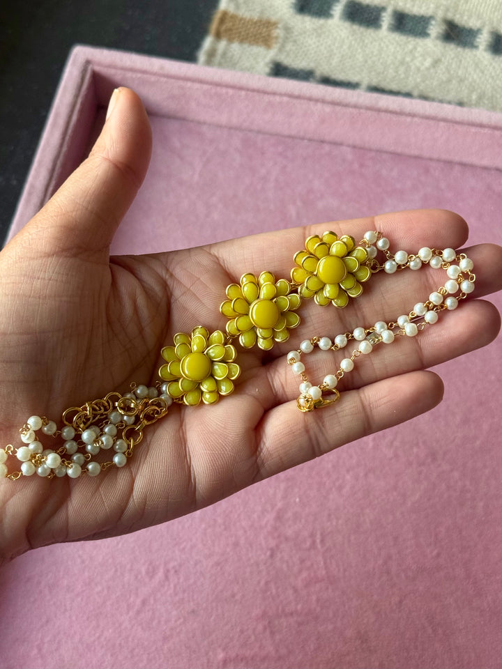 Statement Flower Choker