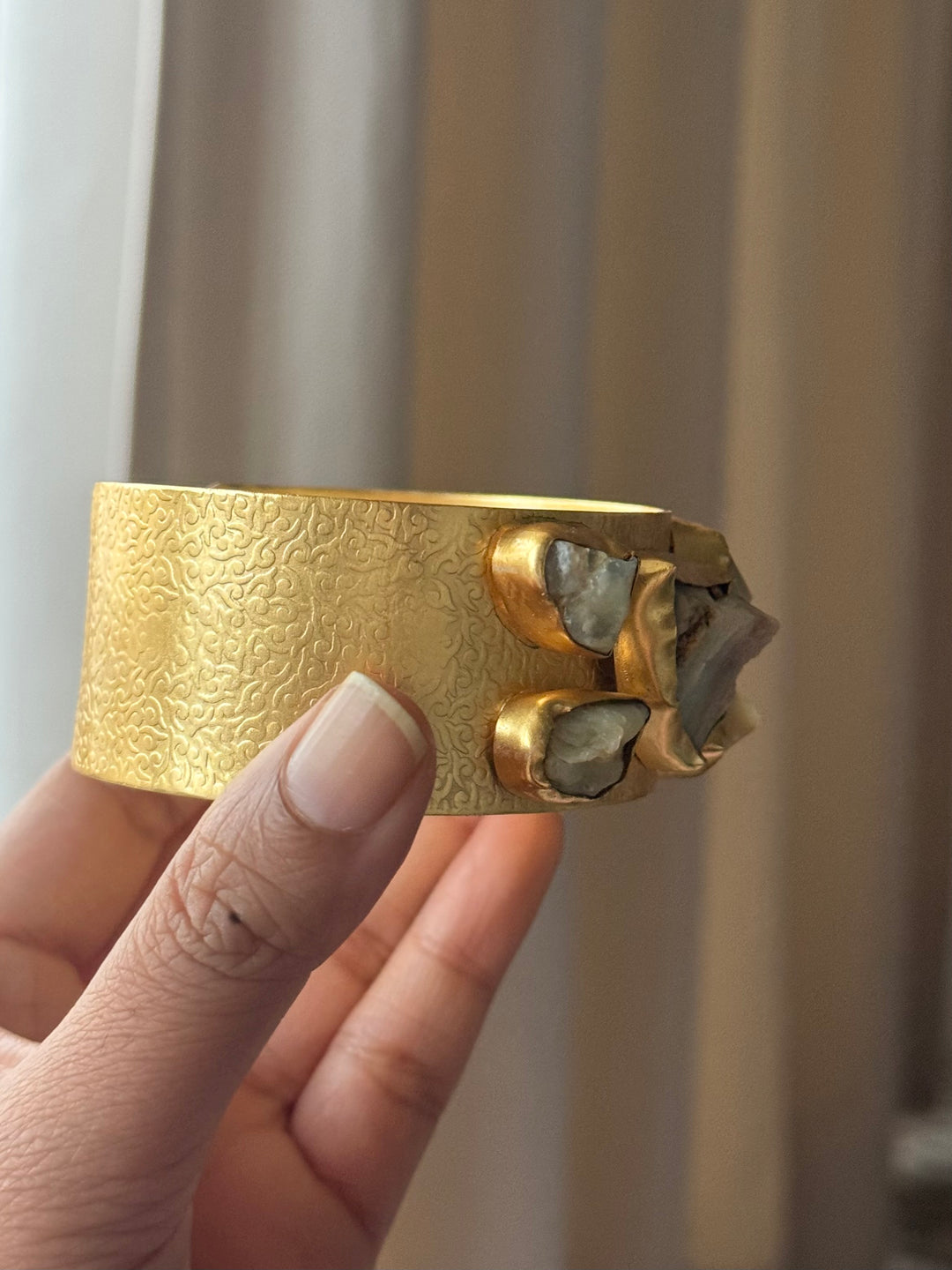 Exquisite White Raw Opal Stone Studded Brass Open Cuff - Unparalleled Quality and Style