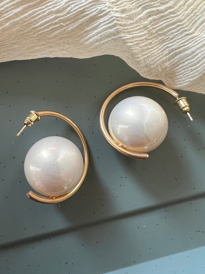 Unique Oversized Pearl Earrings