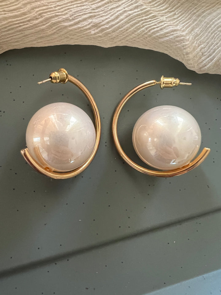 Unique Oversized Pearl Earrings
