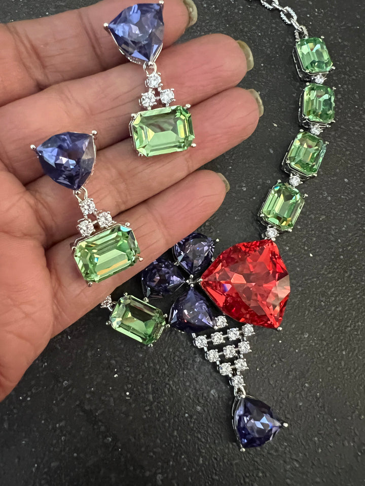 Exquisite Austrian Crystal Necklace Set: Designer Piece