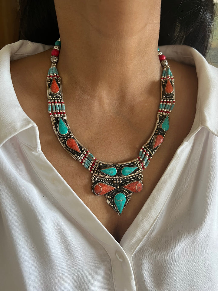 Himalayan Statement Necklace - Artistic Elegance from Nepal