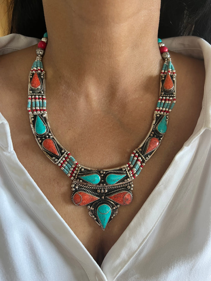Himalayan Statement Necklace - Artistic Elegance from Nepal