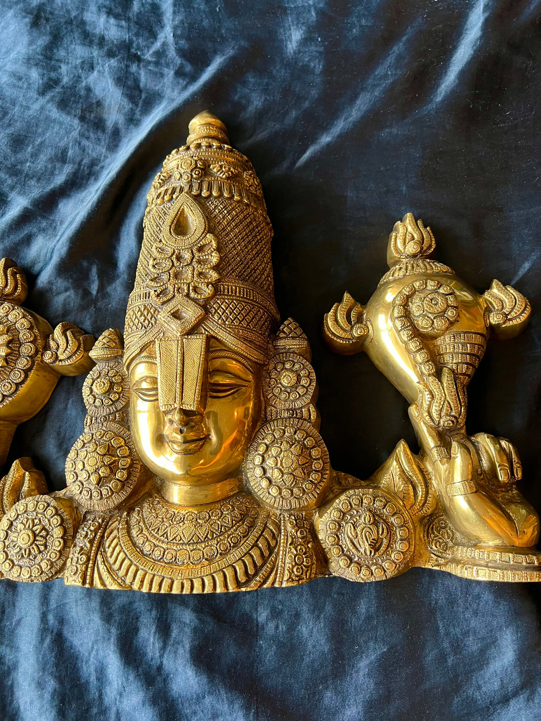 Divine Lord Venkateshwara Balaji Wall Hanging - Solid Brass Splendor