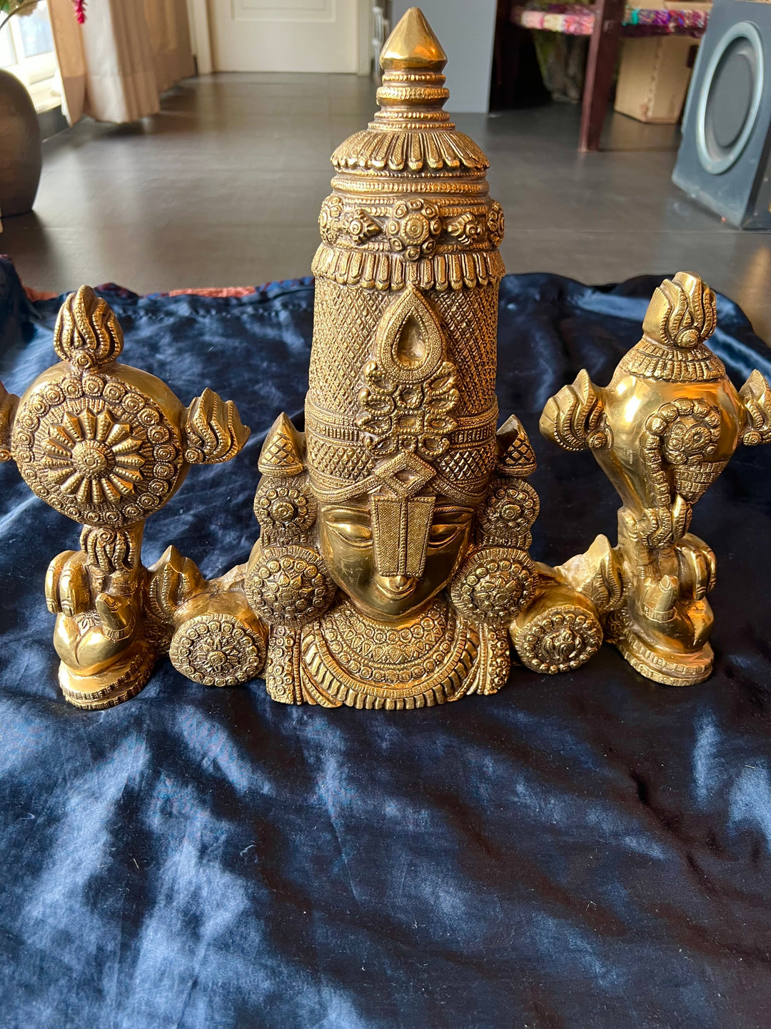 Divine Lord Venkateshwara Balaji Wall Hanging - Solid Brass Splendor