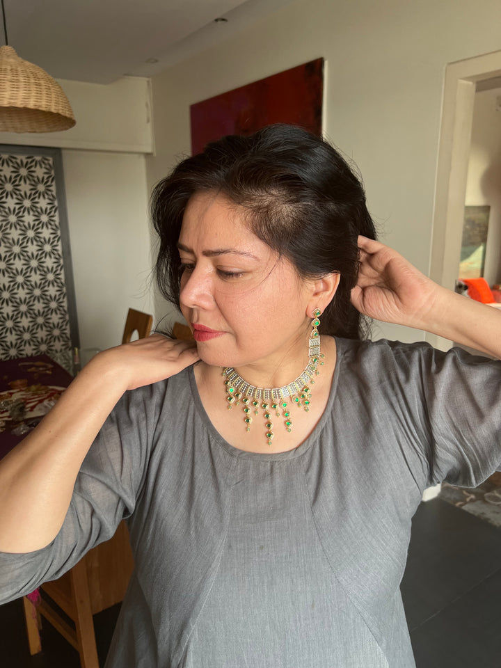 Elegant Necklace Set - Unmatched Quality and Style (Premium Quality)