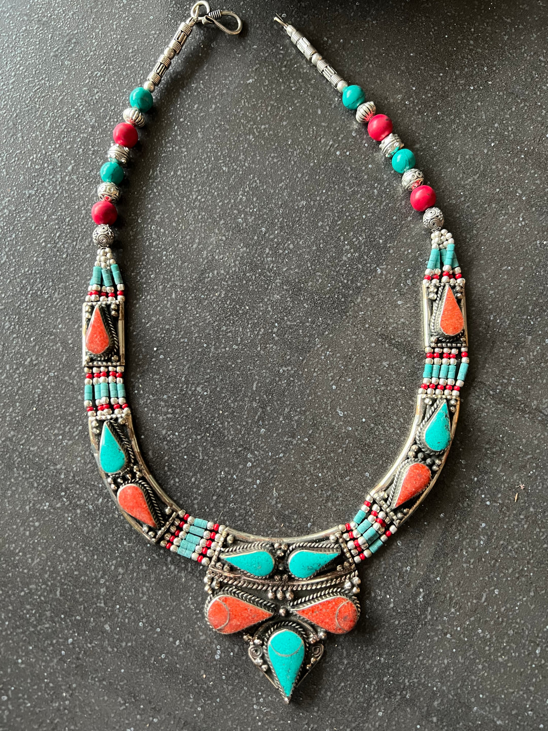 Himalayan Statement Necklace - Artistic Elegance from Nepal