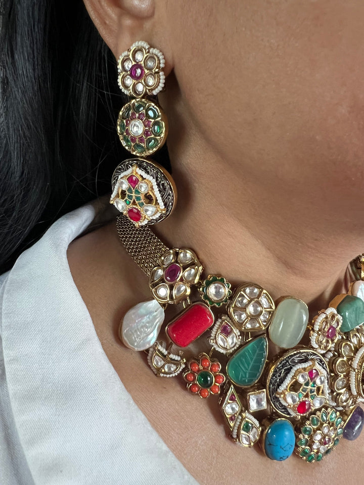 Elegant Designer Choker Necklace Set with Kundan Embellishments – Perfect for Destination Weddings