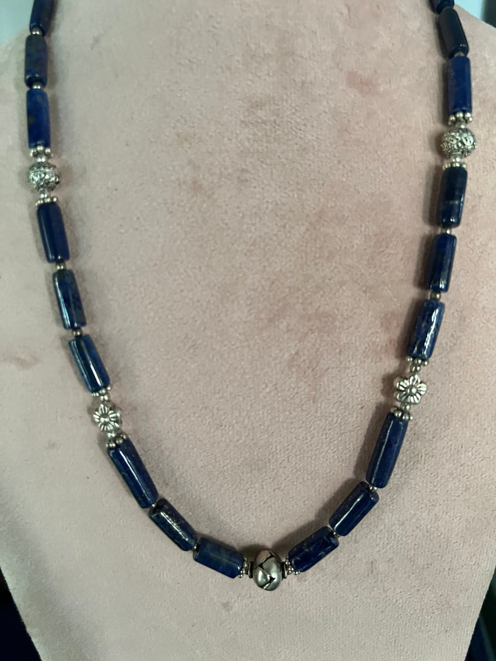 Lapis Lazuli Beauty: 925 Silver Ball Necklace - Timeless Elegance