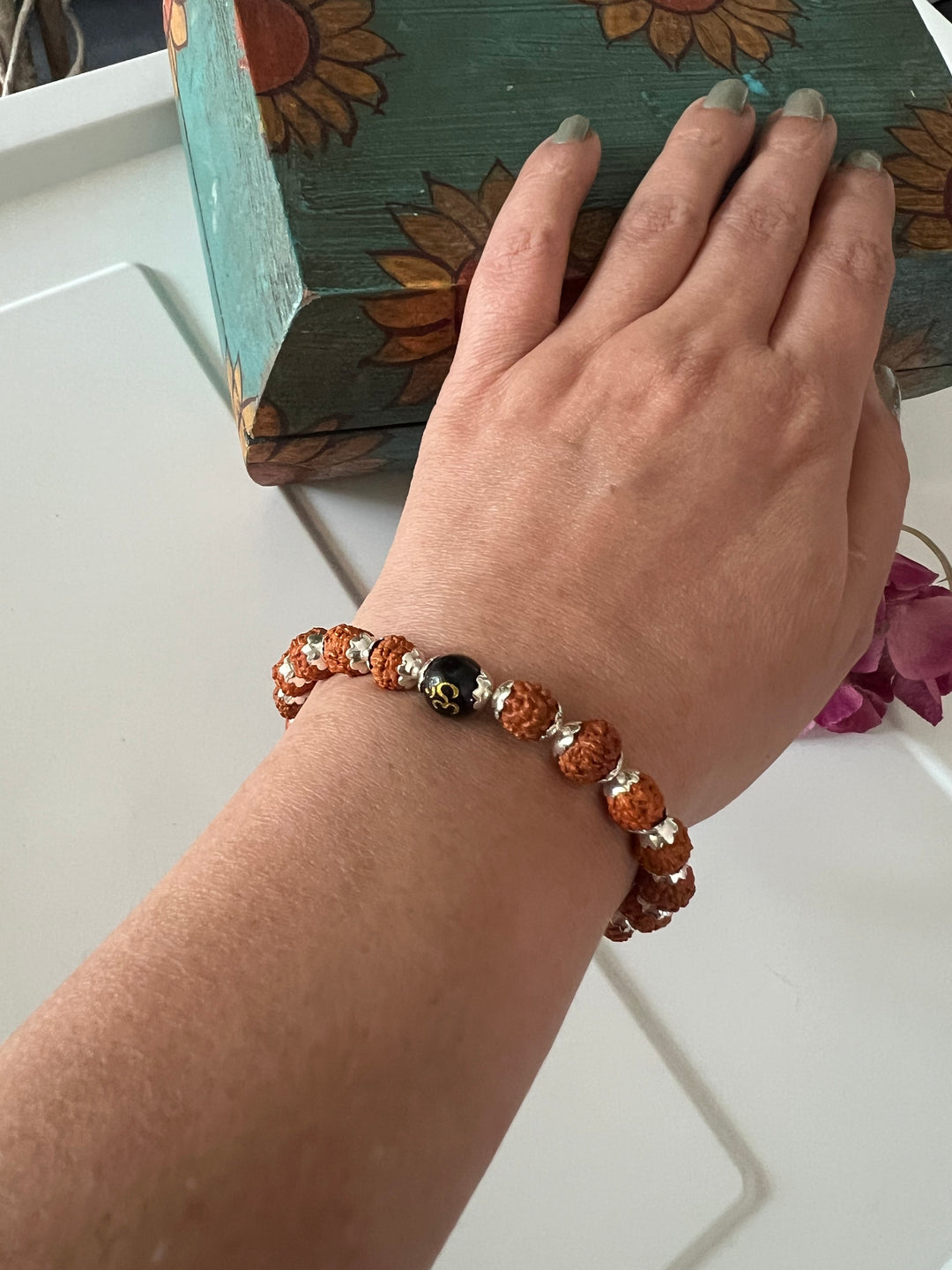 Exquisite Rudraksh Silver Bracelet - Unparalleled Quality and Style