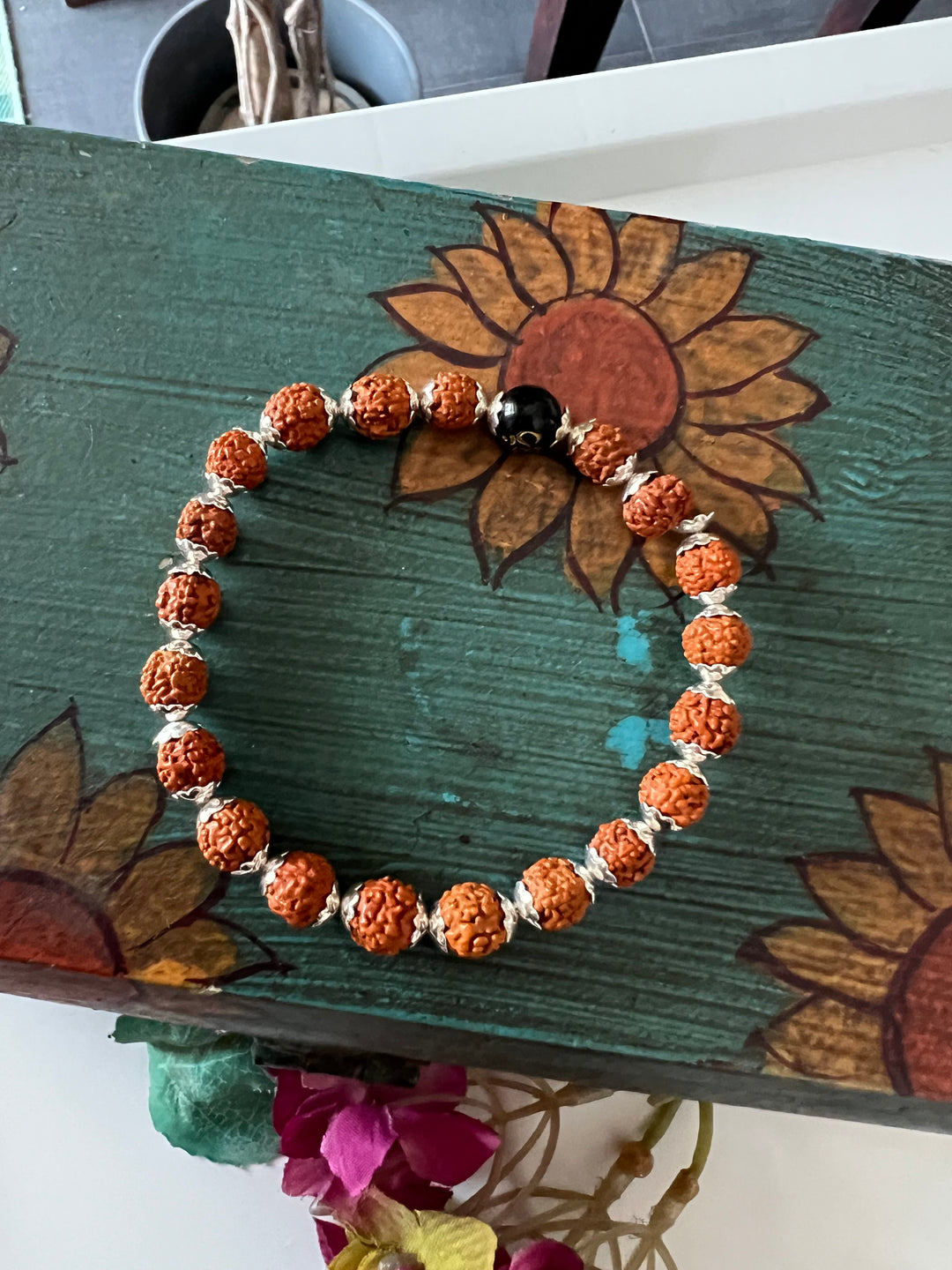 Exquisite Rudraksh Silver Bracelet - Unparalleled Quality and Style