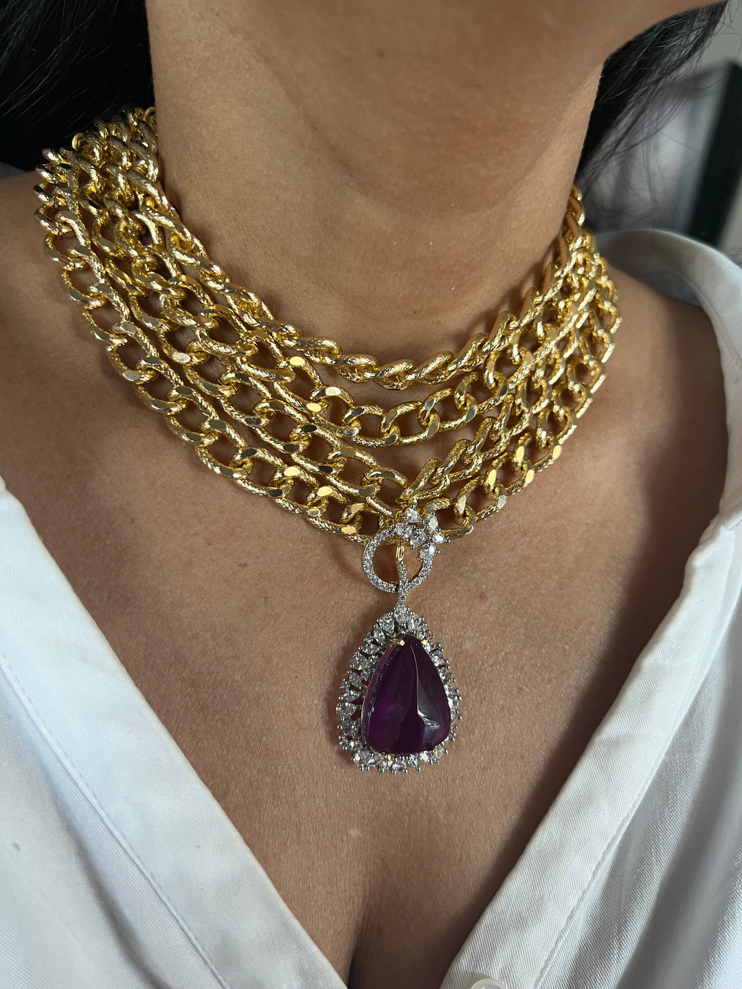 Exquisite Pendant Necklace Set - A Masterpiece of Elegance