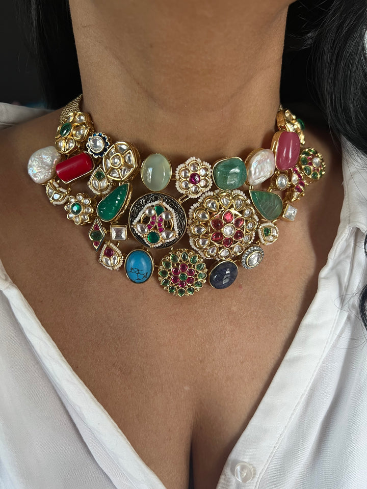 Elegant Designer Choker Necklace Set with Kundan Embellishments – Perfect for Destination Weddings