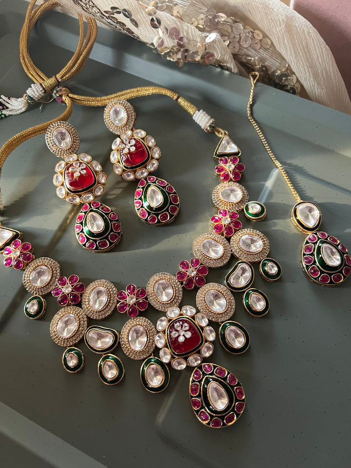 Premium Handcrafted Kundan Jewelry Necklace Set