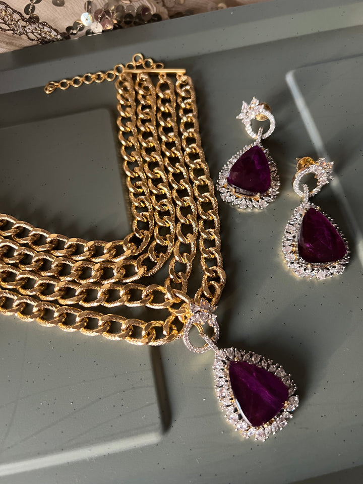 Exquisite Pendant Necklace Set - A Masterpiece of Elegance