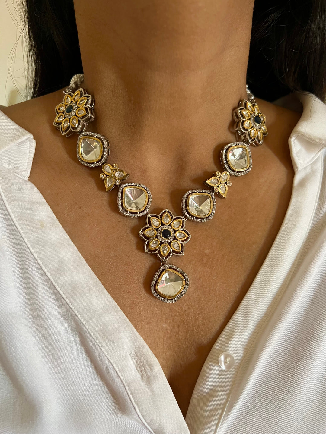 Glamorous Brass and Stone Jewelry Set