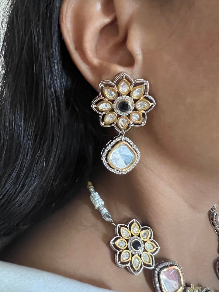 Glamorous Brass and Stone Jewelry Set