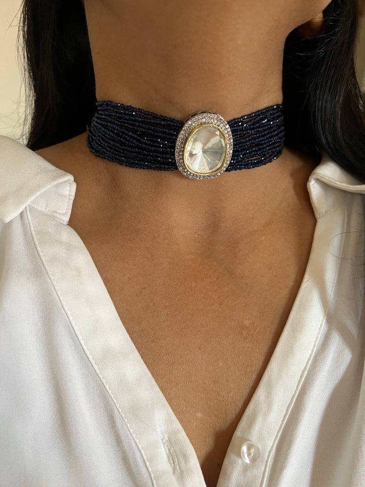 Minimalist Victorian Kundan Choker with Studs