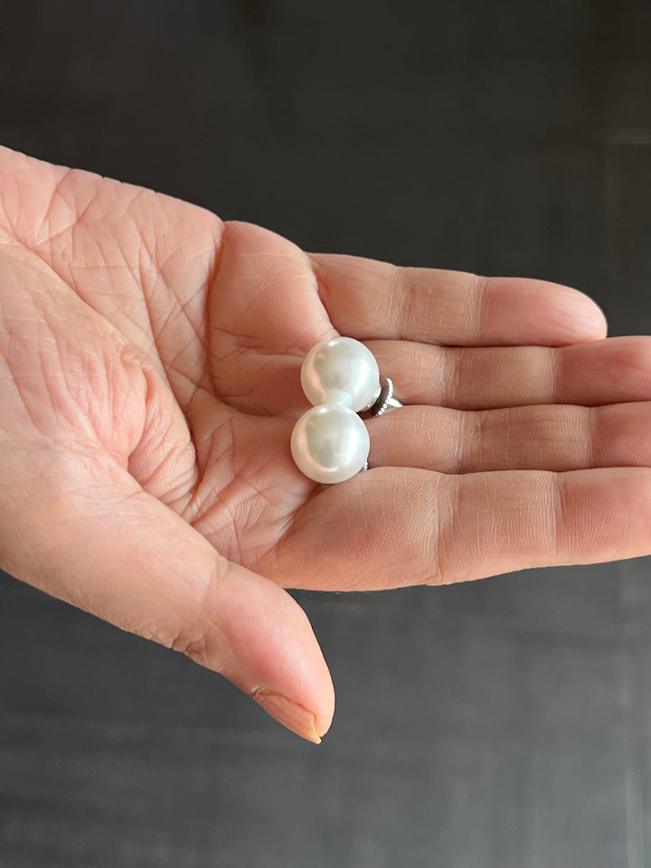 Beautiful Pearl Choker with Statement Studs - Unmatched Quality and Style