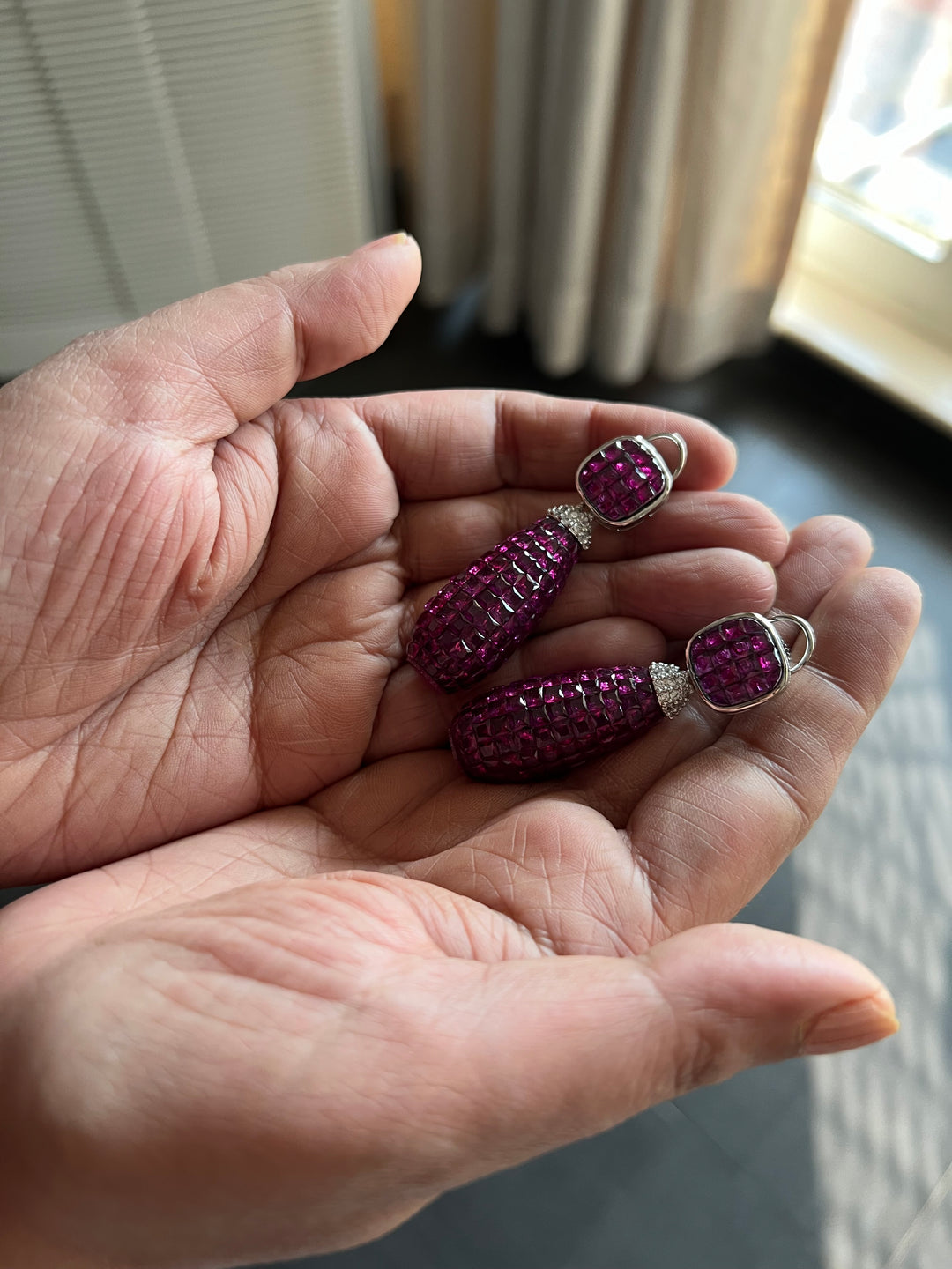 Elegant Earrings - Premium Quality, Exquisite Craftsmanship