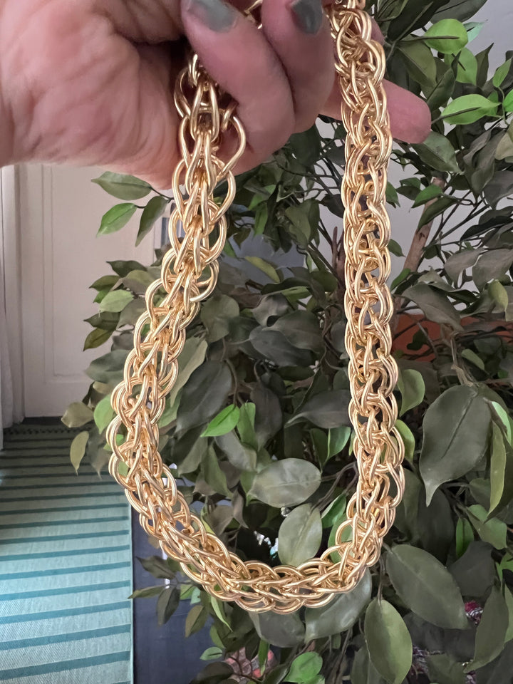 Exquisite Brass Necklace - Premium Quality Craftsmanship