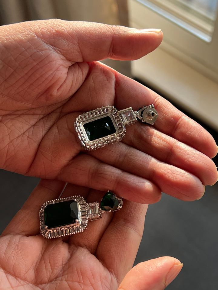 Beautiful Pearl and CZ Necklace Set - Unmatched Quality and Style